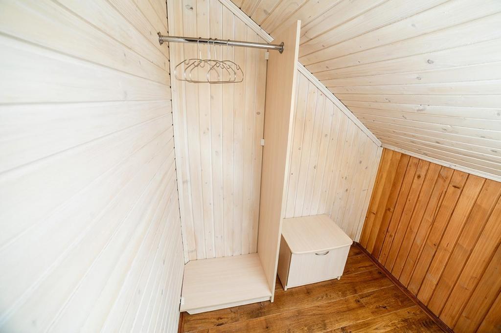 Corner House Guest House Lutsk Экстерьер фото