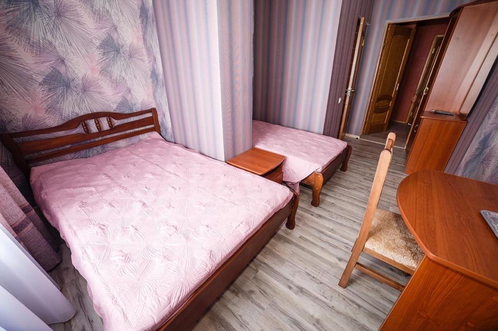 Corner House Guest House Lutsk Экстерьер фото